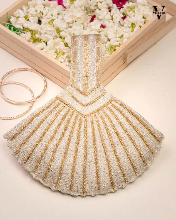 Sierra_Fan-Tail_Beaded_Bag